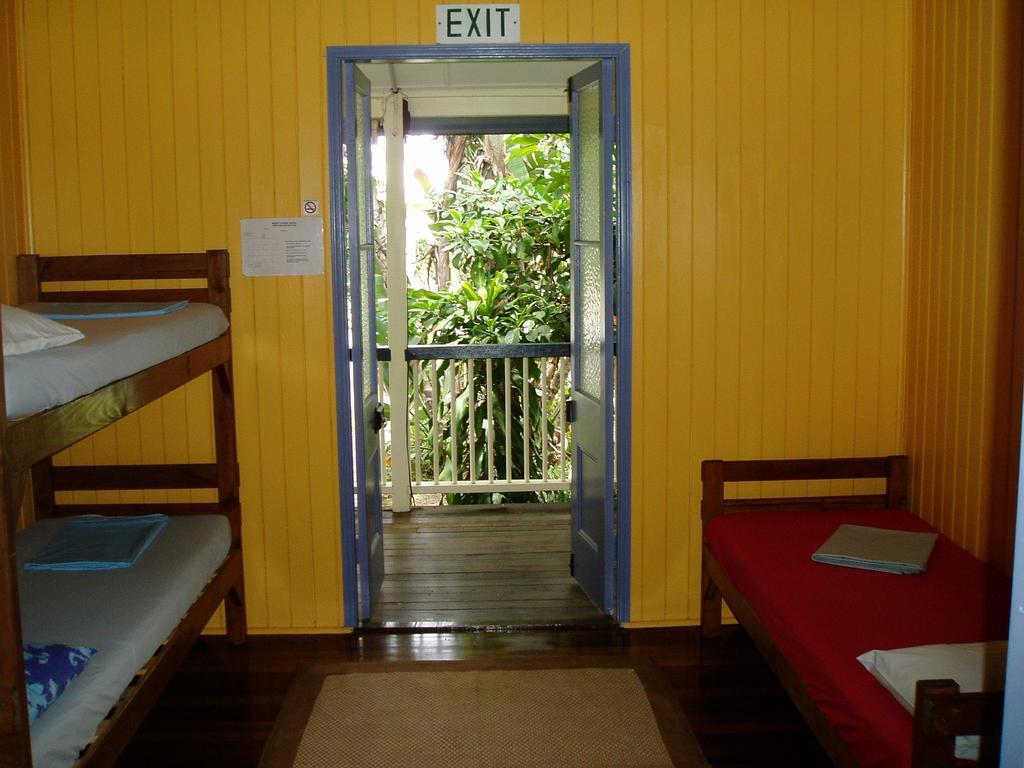 Mango Tourist Hostel Херви-Бэй Номер фото