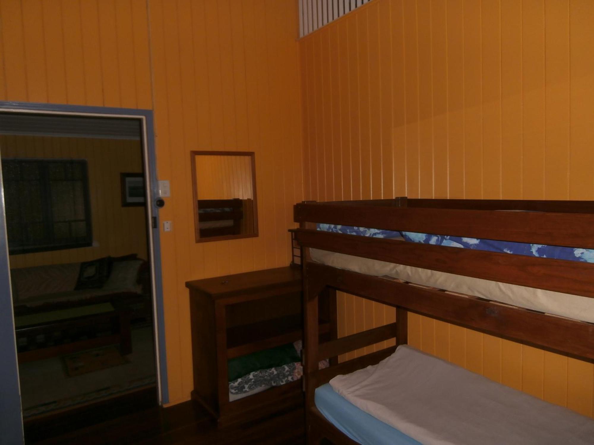 Mango Tourist Hostel Херви-Бэй Номер фото